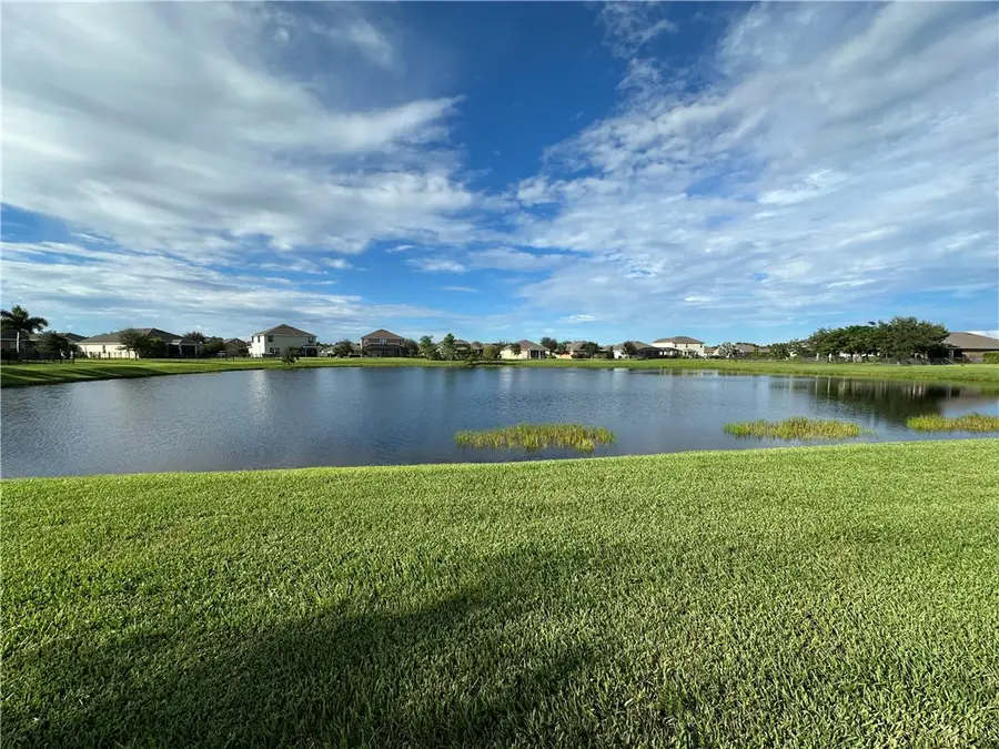 2158 Harwick Circle Sw, Vero Beach, FL 32968 - Image #3