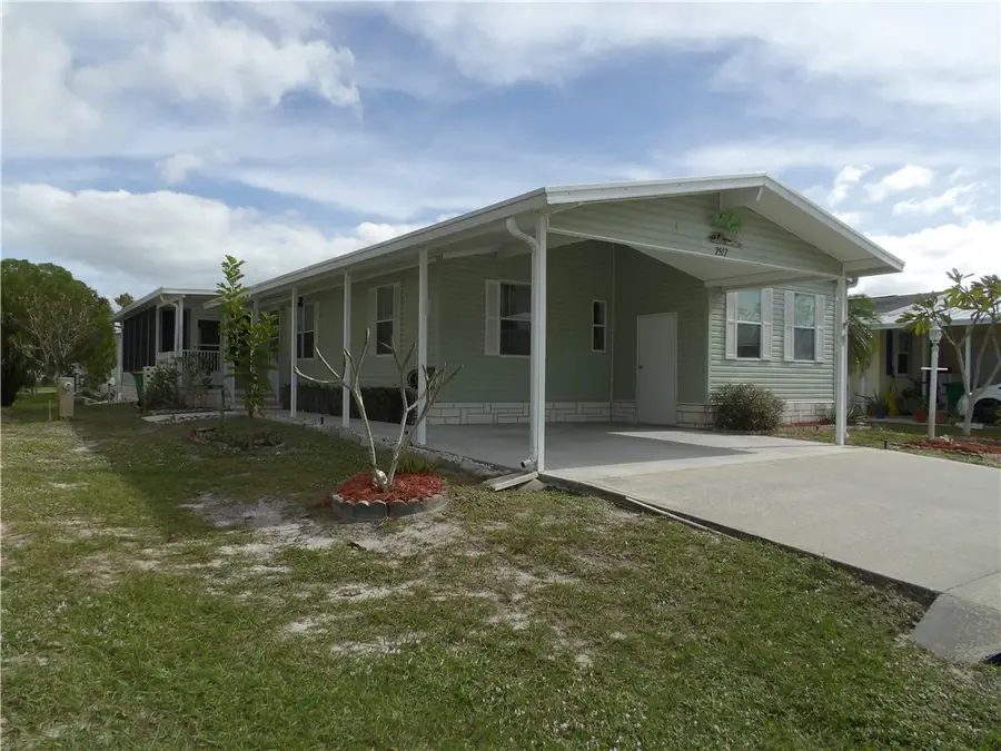 7517 Montauk Avenue #9, Micco, FL 32976 - Image #2