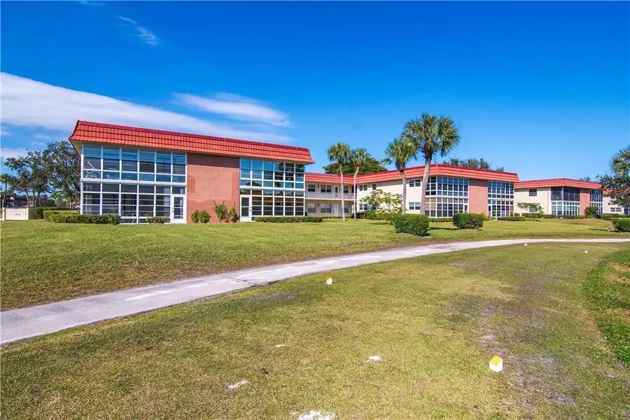 68 Royal Oak Court #202, Vero Beach, FL 32962 - #2