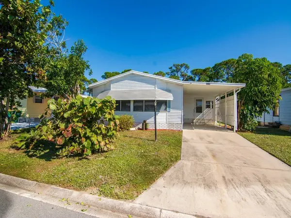 451 Egret Circle, Barefoot Bay, FL 32976