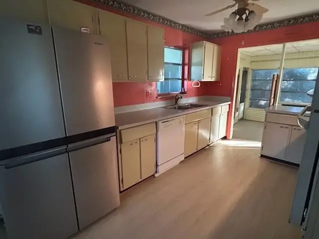 375 Manly Avenue, Sebastian, FL 32958 - Image #2