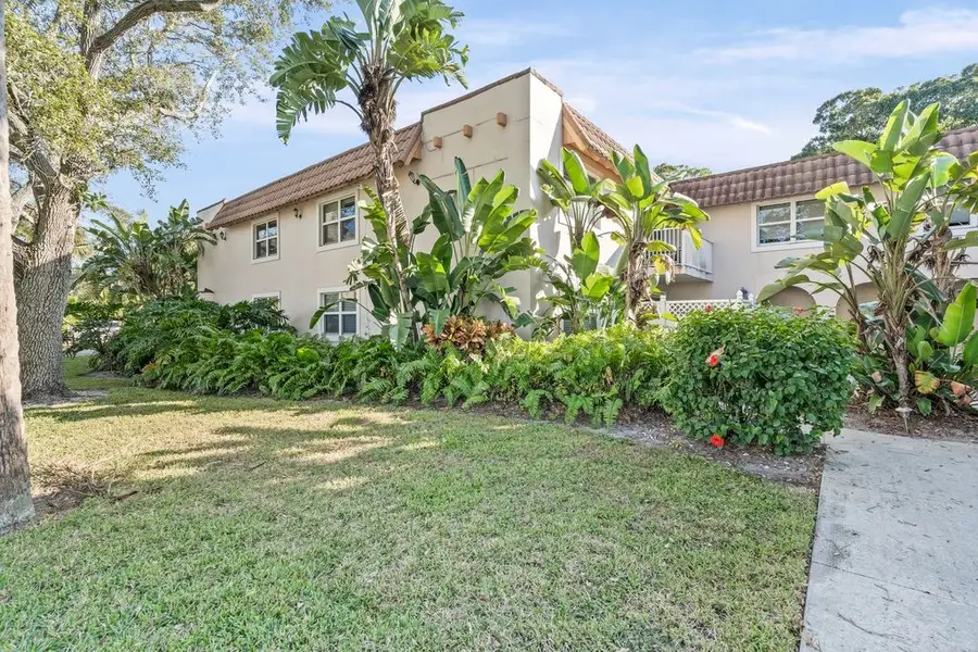 715 20th Street #202, Vero Beach, FL 32960 - Image #2