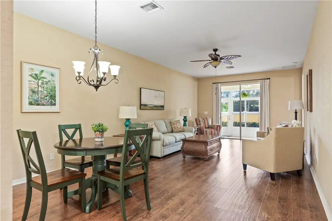 6405 Oxford Circle #102B, Vero Beach, FL 32966 - Image #1