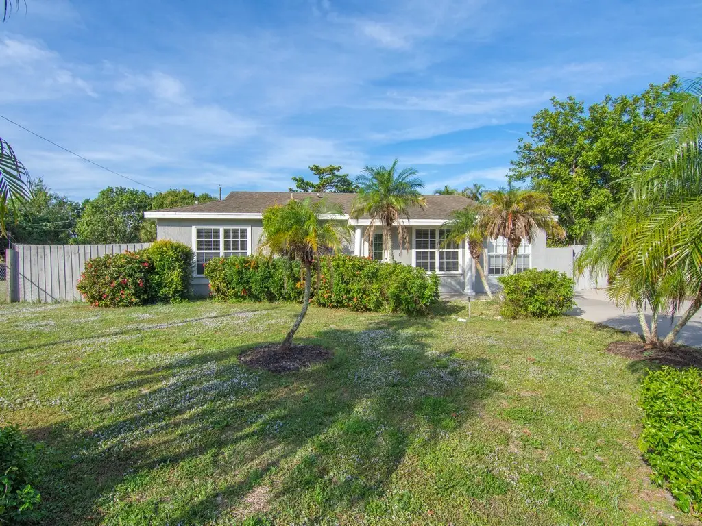 2375 16th Avenue Sw, Vero Beach, FL 32962 - Image #1