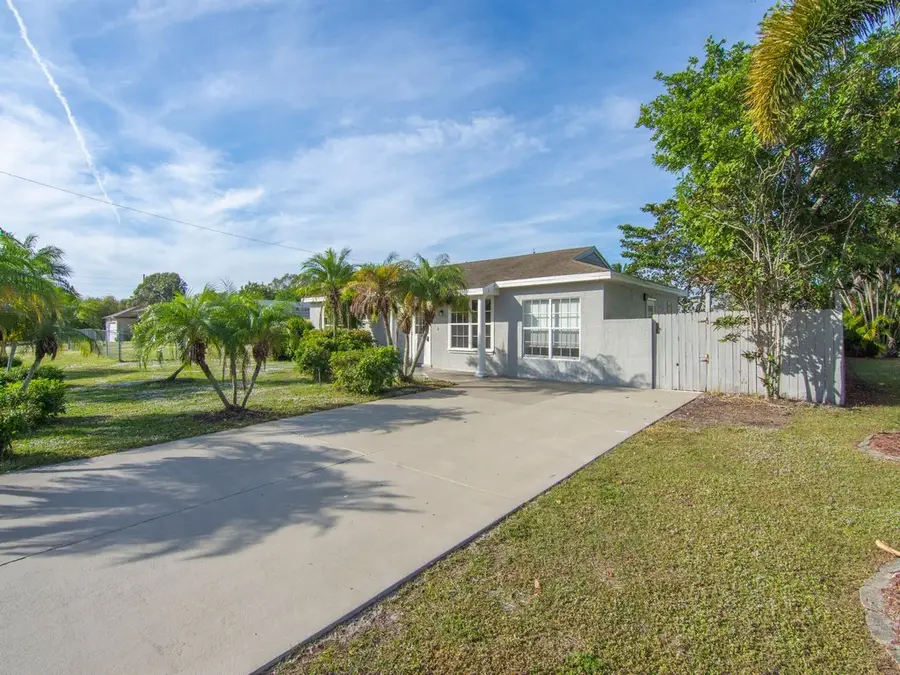 2375 16th Avenue Sw, Vero Beach, FL 32962 - Image #3