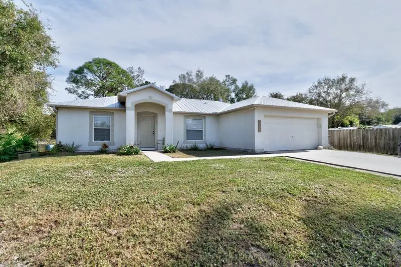 8646 98th Court, Vero Beach, FL 32967 - Image #1