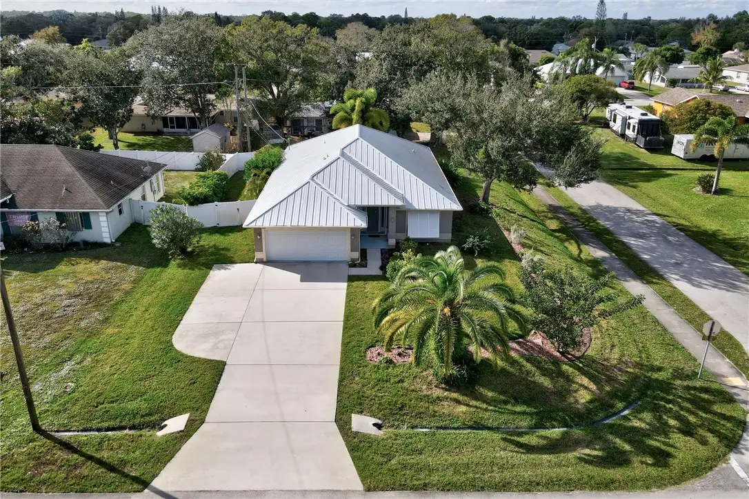 402 Toledo Street, Sebastian, FL 32958 - Image #1