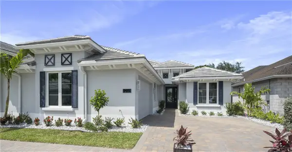 1960 Frosted Turquoise Way, Vero Beach, FL 32963