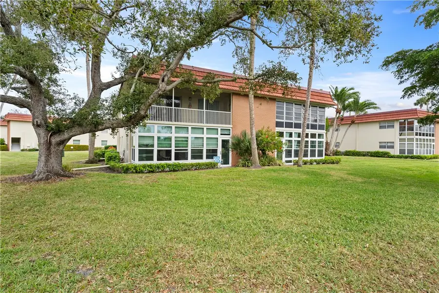 5 Vista Palm Lane #101, Vero Beach, FL 32962 - Image #2
