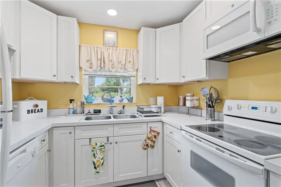 5 Vista Palm Lane #101, Vero Beach, FL 32962 - Image #3