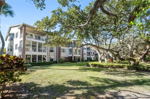 109 W Park Shores Circle #36, Vero Beach, FL 32963