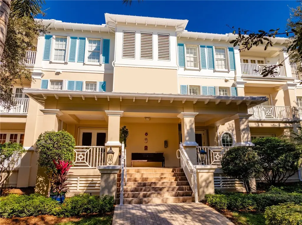 110 Island Plantation Terrace #201, Vero Beach, FL 32963 - Image #1