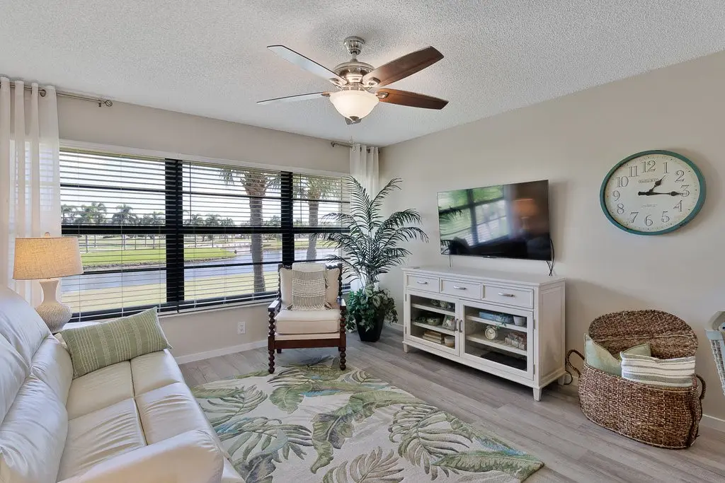 1 Plantation Drive #202, Vero Beach, FL 32966 - Image #1