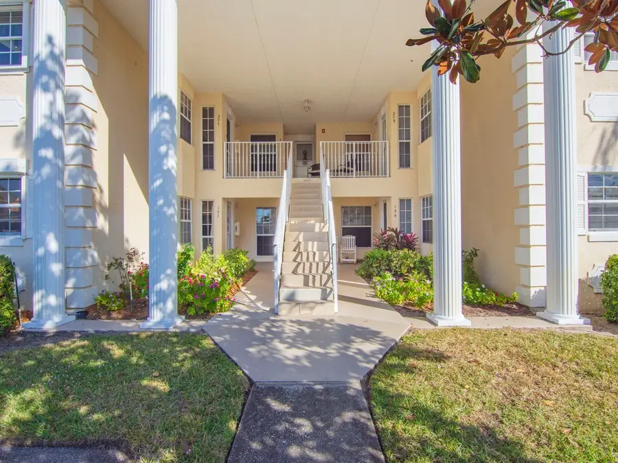 720 Lake Orchid Circle #207, Vero Beach, FL 32962 - Image #3