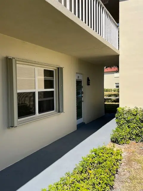 37 Pine Arbor Lane #101, Vero Beach, FL 32962 - Image #2