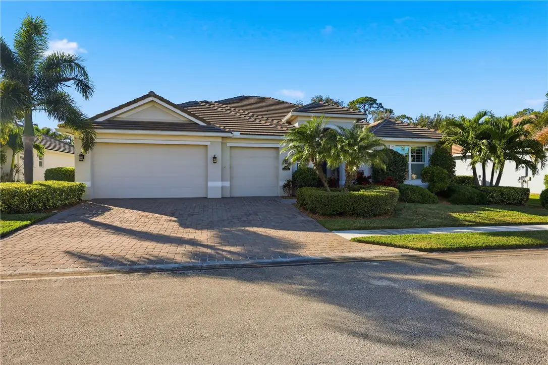6069 Graysen Square, Vero Beach, FL 32967 - Image #1