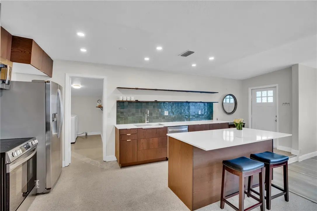 1071 35th Avenue, Vero Beach, FL 32960 - Image #1