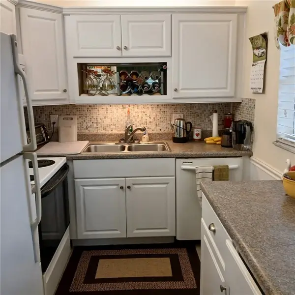 29 Pine Arbor Lane #205, Vero Beach, FL 32962