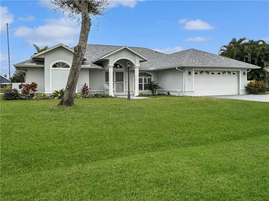 5204 Feather Creek Drive, Fort Pierce, FL 34951 - Image #3