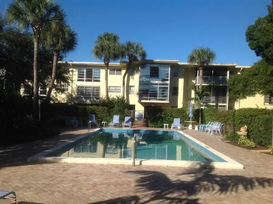 1100 Ponce De Leon Circle #E307, Vero Beach, FL 32960 - Image #3