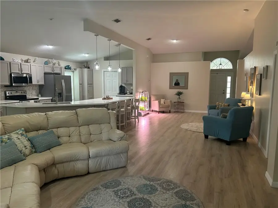 2551 12th Square Sw, Vero Beach, FL 32968 - Image #2