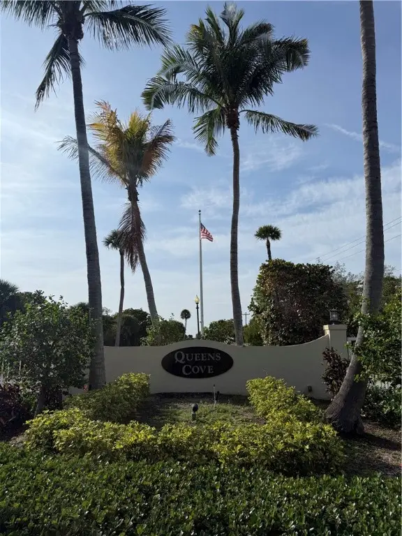 114 Queen Ann Court, Hutchinson Island, FL 34949