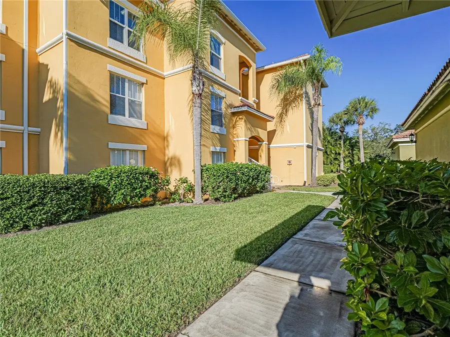 5090 Fairways Circle #H206, Vero Beach, FL 32967 - Image #2