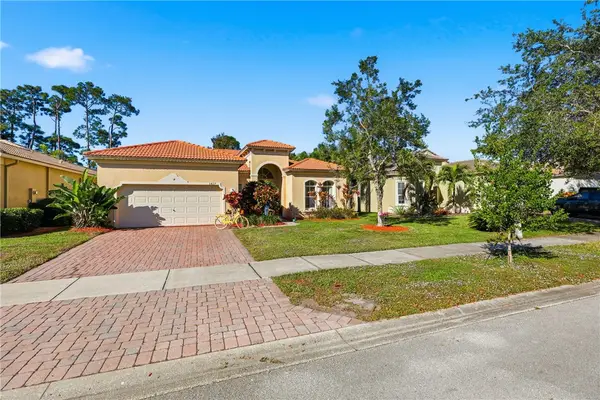 5427 Place Lake Drive, Fort Pierce, FL 34951