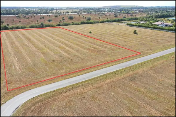 7205 6th Street Sw, Vero Beach, FL 32968