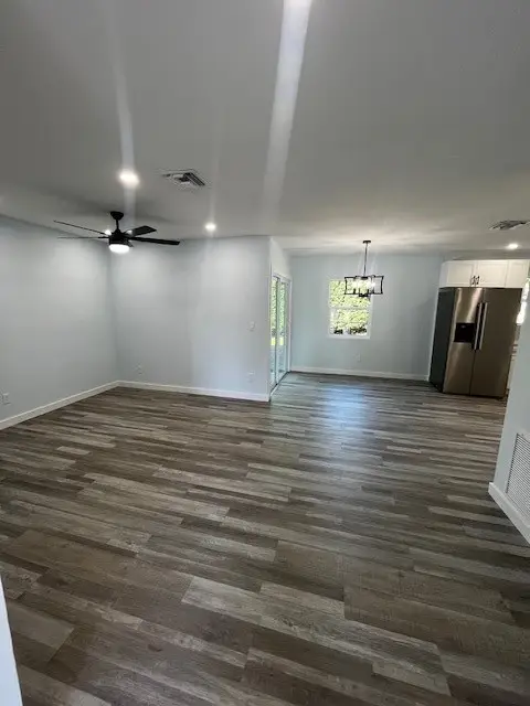 2395 8th Avenue Sw, Vero Beach, FL 32962 - Image #2