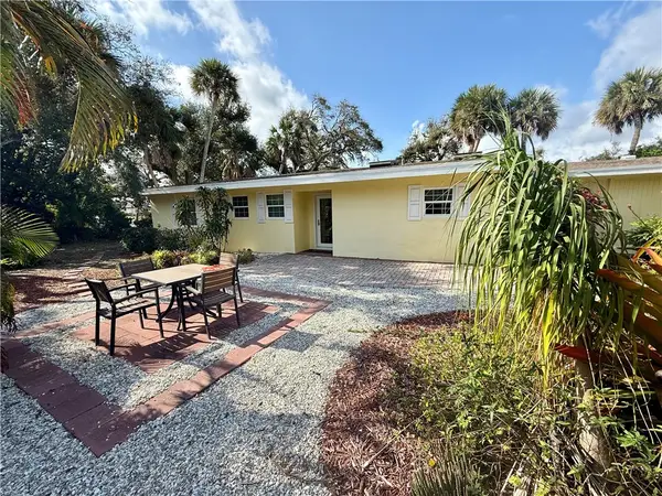 618 Holly Road, Vero Beach, FL 32963