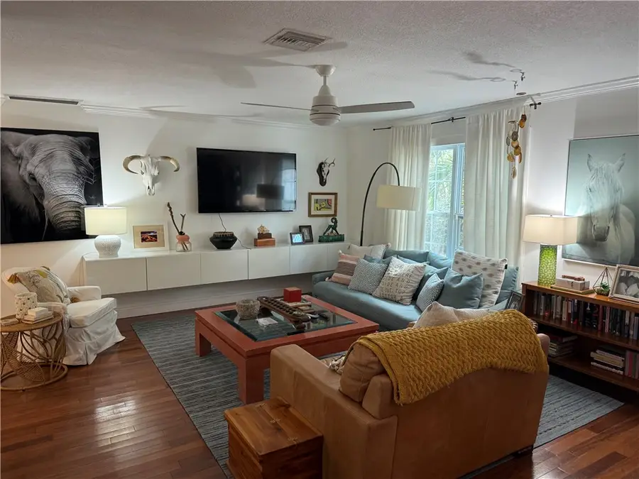 3496 1st Street Sw, Vero Beach, FL 32968 - #3