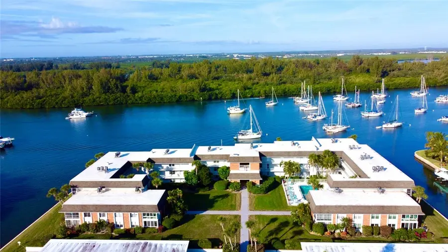 200 Greytwig Road #212, Vero Beach, FL 32963 - Image #2