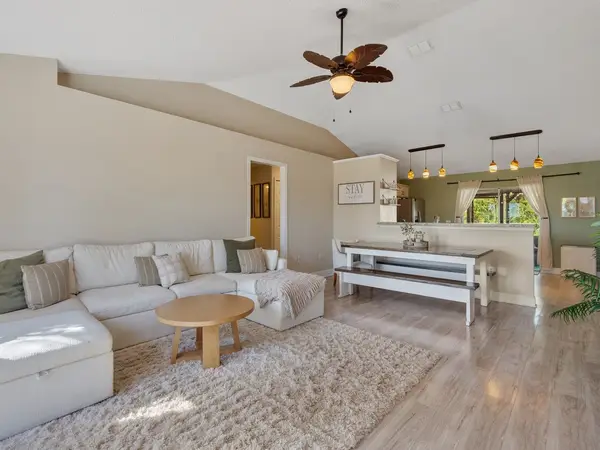 1171 Larkspur Street Se, Palm Bay, FL 32909