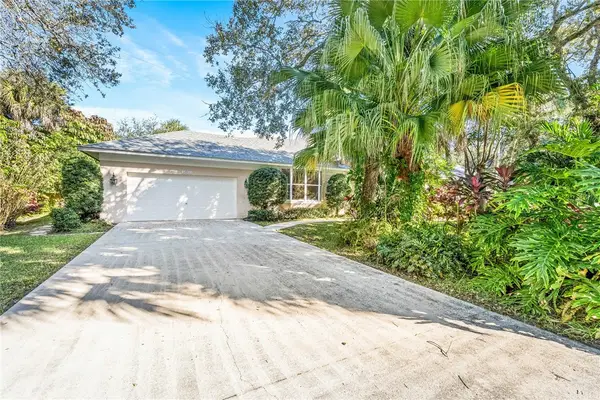 1520 Club Drive, Vero Beach, FL 32963