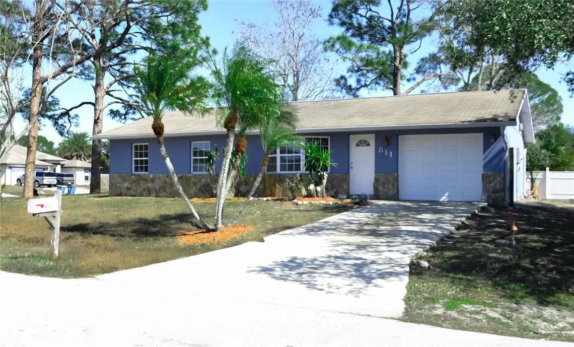 811 Globe Avenue Nw, Palm Bay, FL 32907 - Image #1