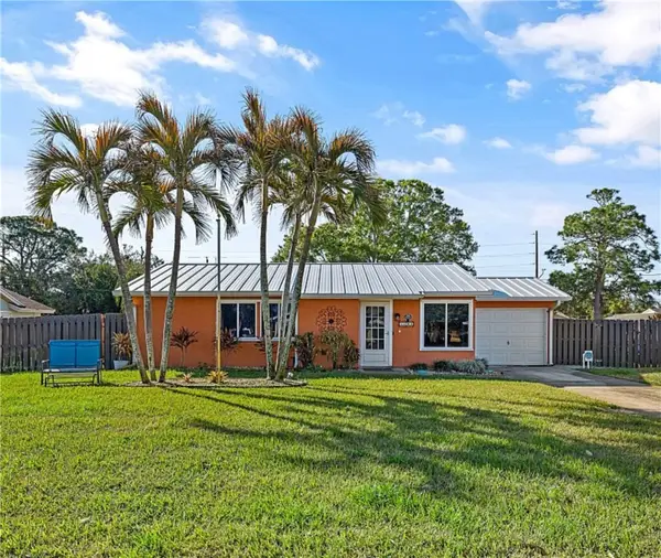 1085 24th Place Sw, Vero Beach, FL 32962