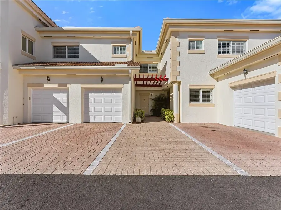 504 7th Square #103, Vero Beach, FL 32962 - #2