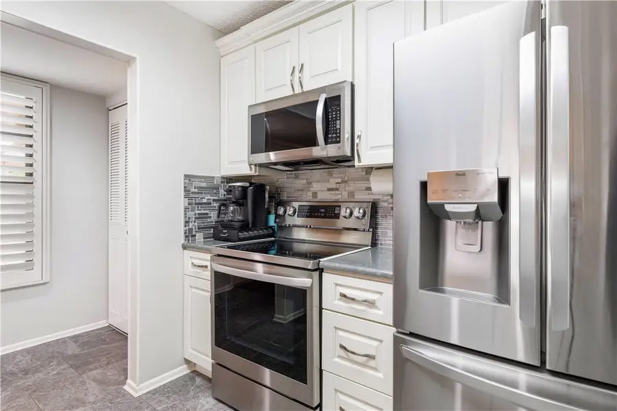 11 Plantation Drive #204, Vero Beach, FL 32966 - #2