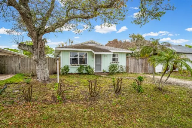 1255 18th Avenue Sw, Vero Beach, FL 32962 - #2