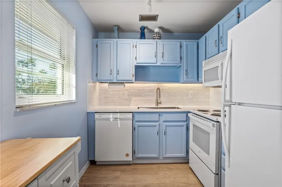 55 Woodland Drive #203, Vero Beach, FL 32962 - #3