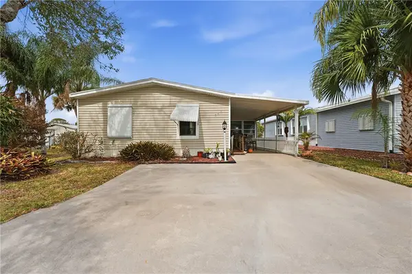 566 Dolphin Circle, Sebastian, FL 32976