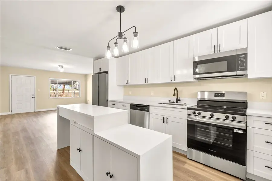 2105 Donald Avenue, Fort Pierce, FL 34946 - #2