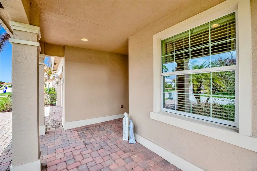 393 11th Square Sw, Vero Beach, FL 32962 - #3