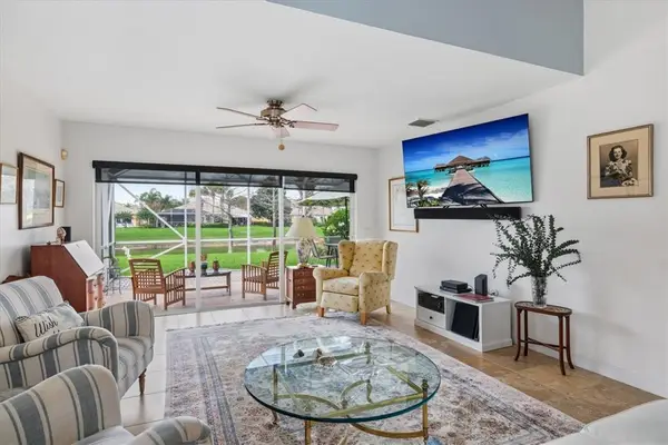 4944 Corsica Square, Vero Beach, FL 32967