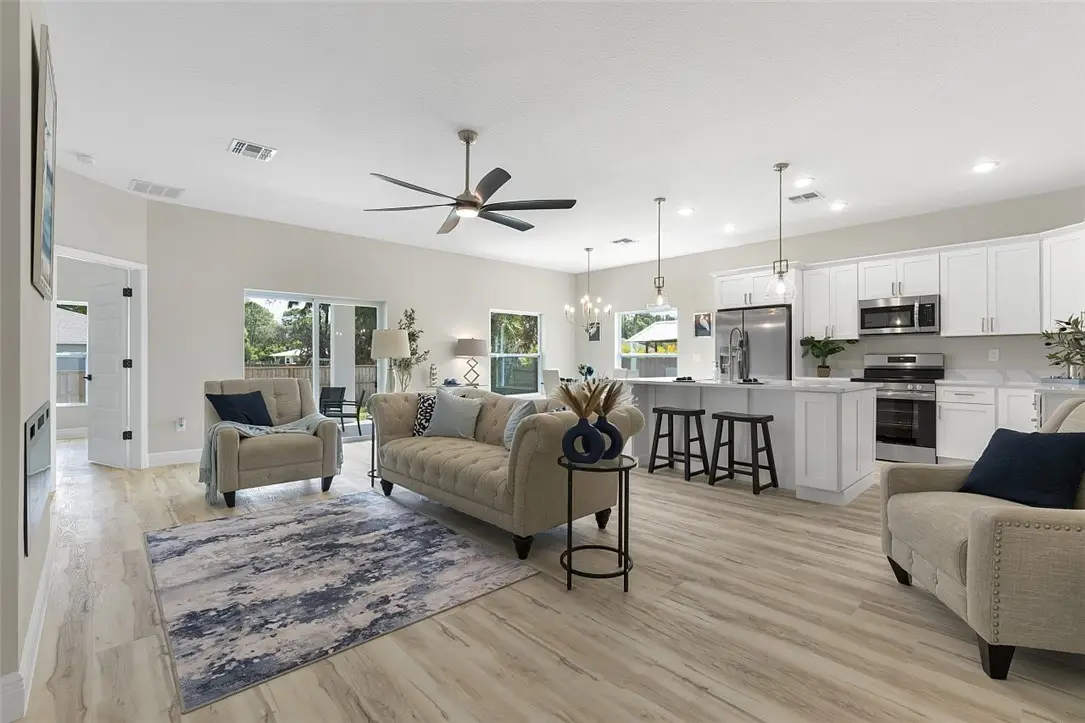 8636 100th Avenue, Vero Beach, FL 32967 - #1