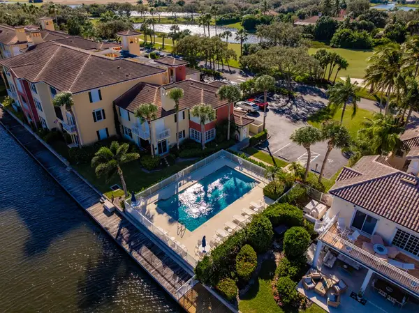 5520 E Harbor Village Drive #203, Vero Beach, FL 32967