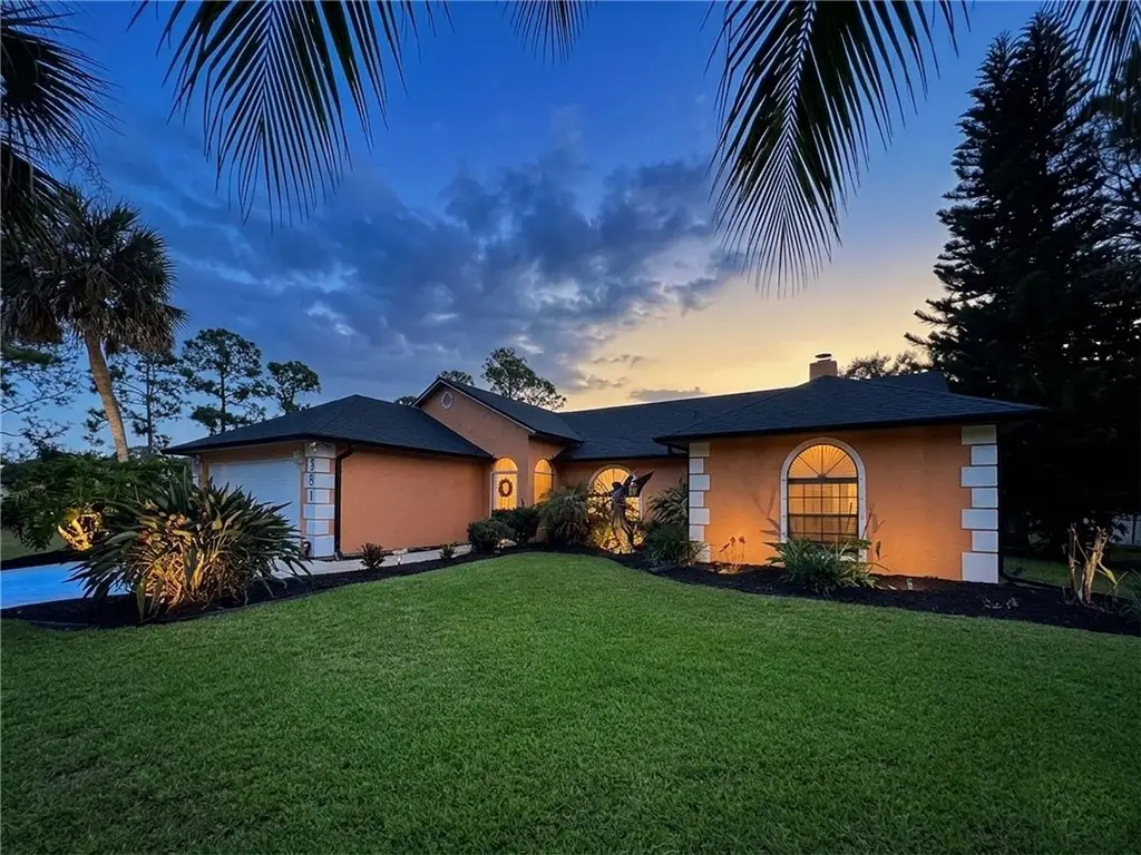 381 Main Street, Sebastian, FL 32958 - #1