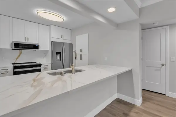 30 Plantation Drive #104, Vero Beach, FL 32966