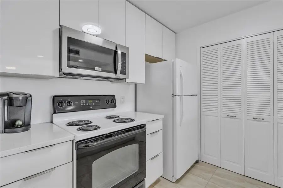 38 Plantation Drive #201, Vero Beach, FL 32966 - #2